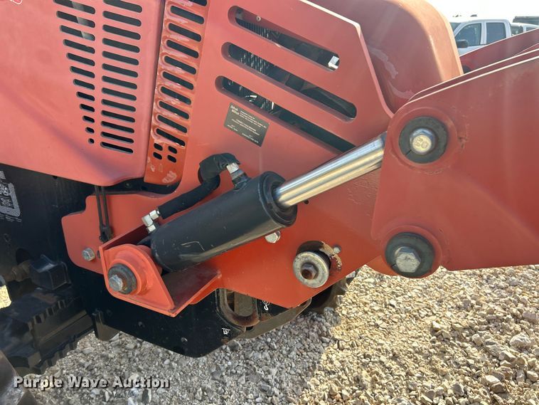 image for item ET3169 2012 Ditch Witch RT115 Quad rock saw