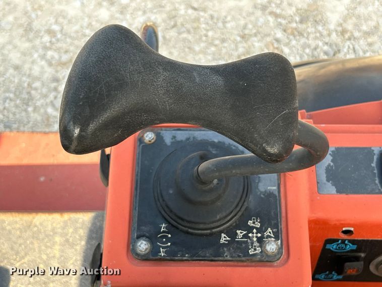 image for item ET3169 2012 Ditch Witch RT115 Quad rock saw