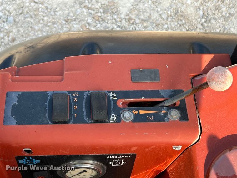 image for item ET3169 2012 Ditch Witch RT115 Quad rock saw