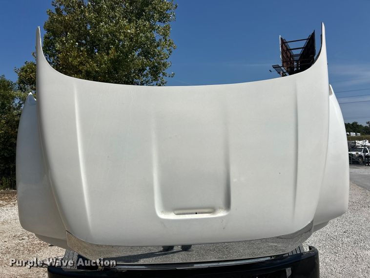 image for item ET3184 2011 Ford F750 Super Duty dump truck