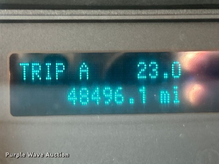 image for item ET3184 2011 Ford F750 Super Duty dump truck