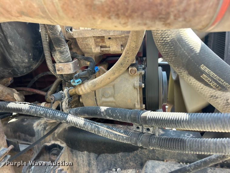 image for item ET3184 2011 Ford F750 Super Duty dump truck