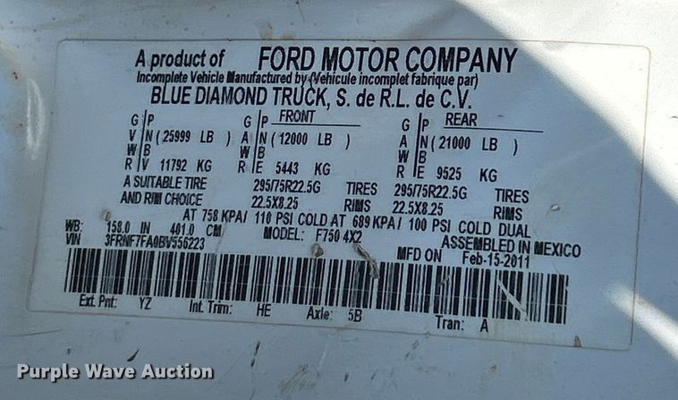 image for item ET3184 2011 Ford F750 Super Duty dump truck