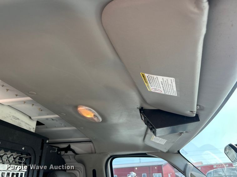 image for item ET3187 2010 Ford E350 Super Duty van with bucket lift