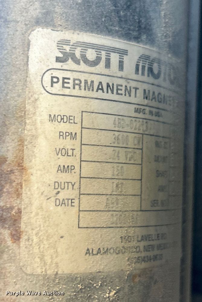 image for item ET3482 Skyjack II3219 scissor lift