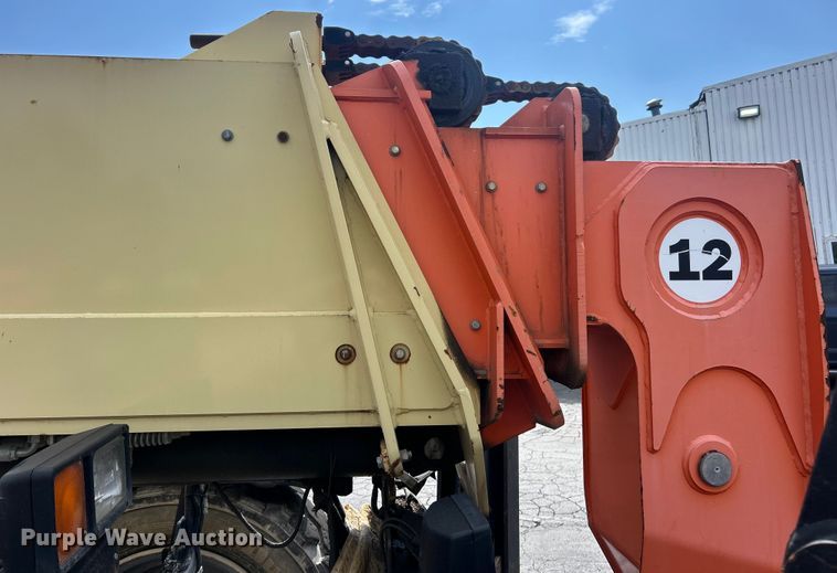 image for item ET3485 2011 JLG G12-55A telehandler