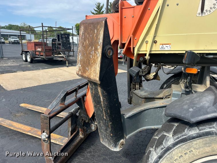 image for item ET3485 2011 JLG G12-55A telehandler