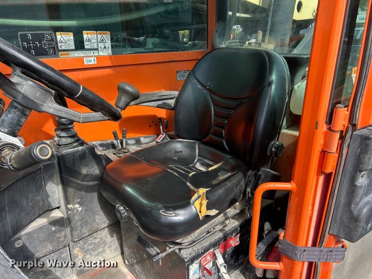 image for item ET3485 2011 JLG G12-55A telehandler