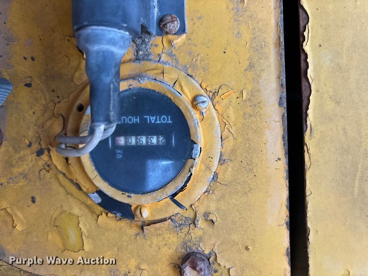 image for item ET4514 Caterpillar motor grader