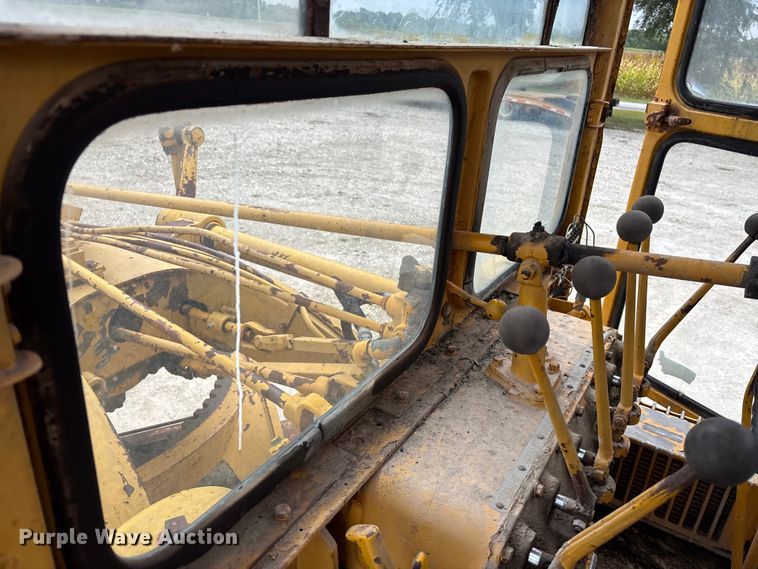 image for item ET4514 Caterpillar motor grader