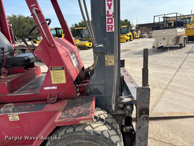 image for item ET4525 Taylor Machine Builders TE-155S forklift