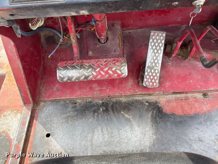 image for item ET4525 Taylor Machine Builders TE-155S forklift