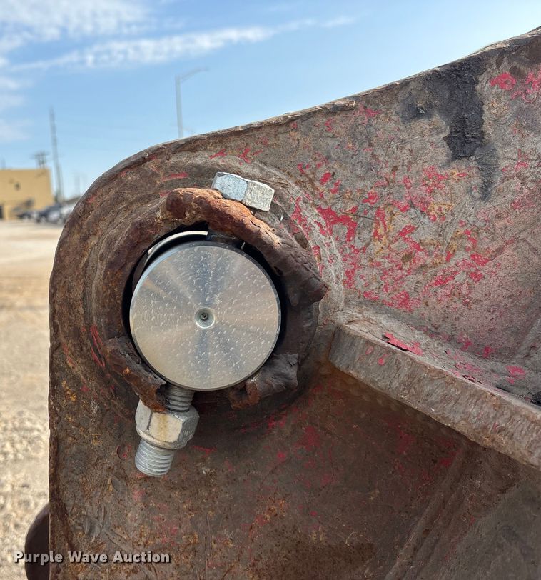 image for item ET4526 CP PC360 excavator bucket