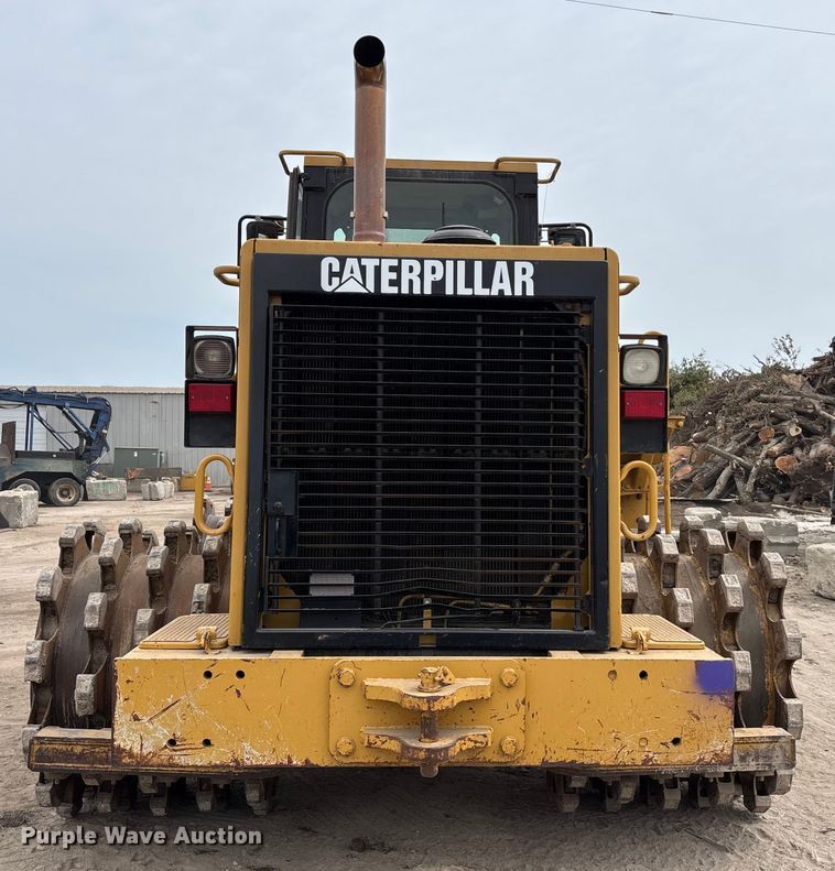 image for item ET4534 1998 Caterpillar 815F soil compactor