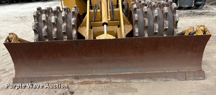image for item ET4534 1998 Caterpillar 815F soil compactor