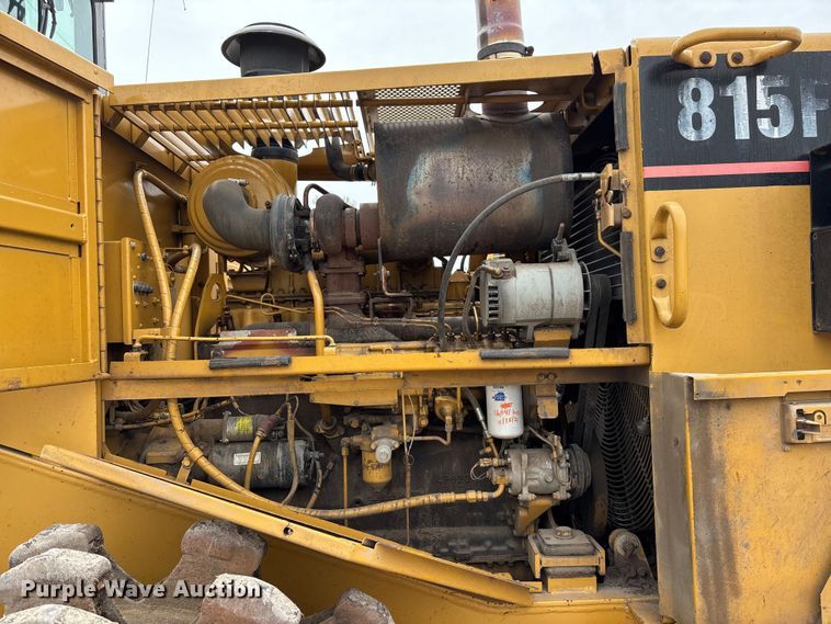 image for item ET4534 1998 Caterpillar 815F soil compactor