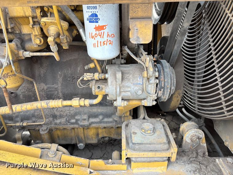 image for item ET4534 1998 Caterpillar 815F soil compactor