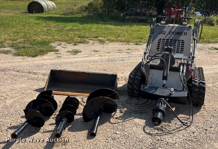 image for item ET4551 2024 JQ Power JQ400 compact utility loader