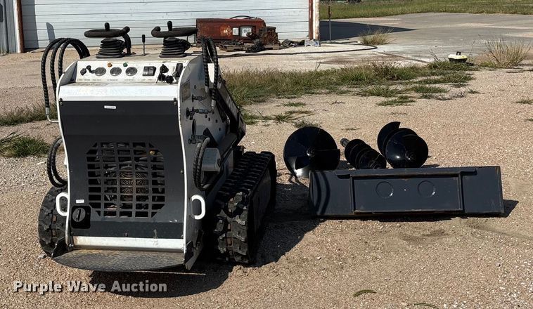 image for item ET4551 2024 JQ Power JQ400 compact utility loader