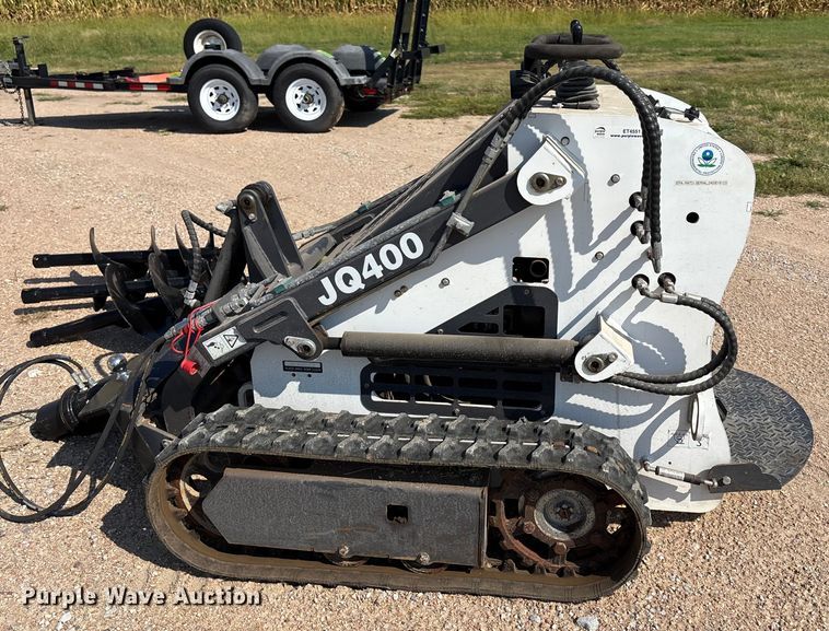 image for item ET4551 2024 JQ Power JQ400 compact utility loader
