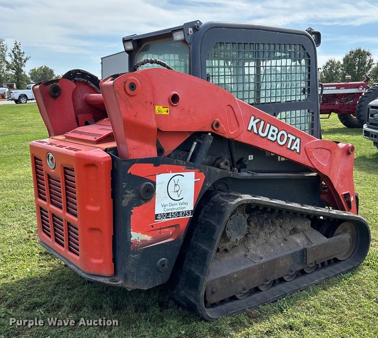 image for item ET4606 2013 Kubota SVL75 tracked skid steer loader