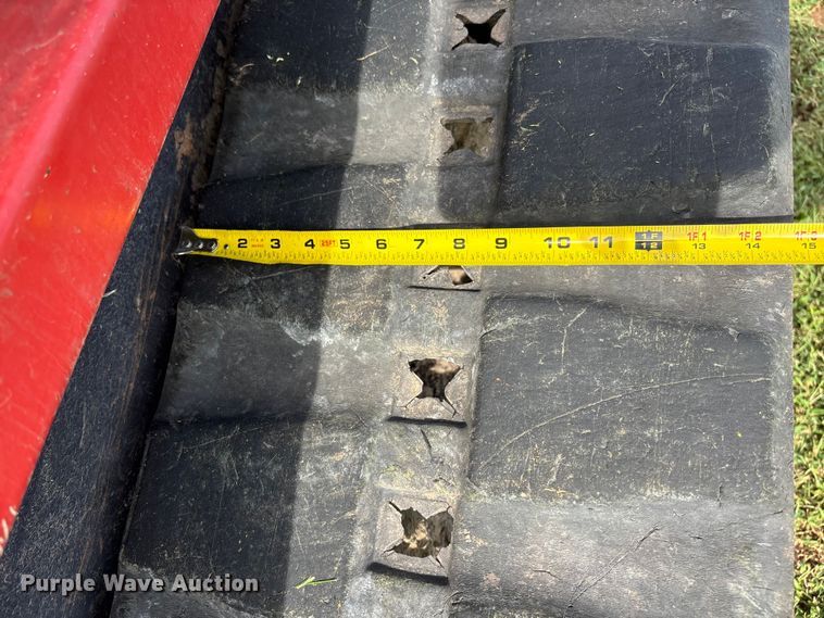 image for item ET4606 2013 Kubota SVL75 tracked skid steer loader