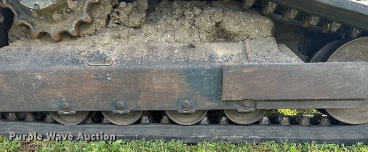 image for item ET4606 2013 Kubota SVL75 tracked skid steer loader