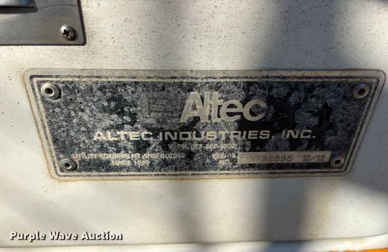 image for item ET7070 2012 Ford F450 Super Duty bucket truck