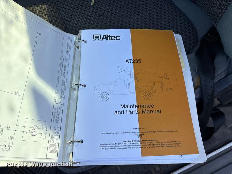 image for item ET7070 2012 Ford F450 Super Duty bucket truck