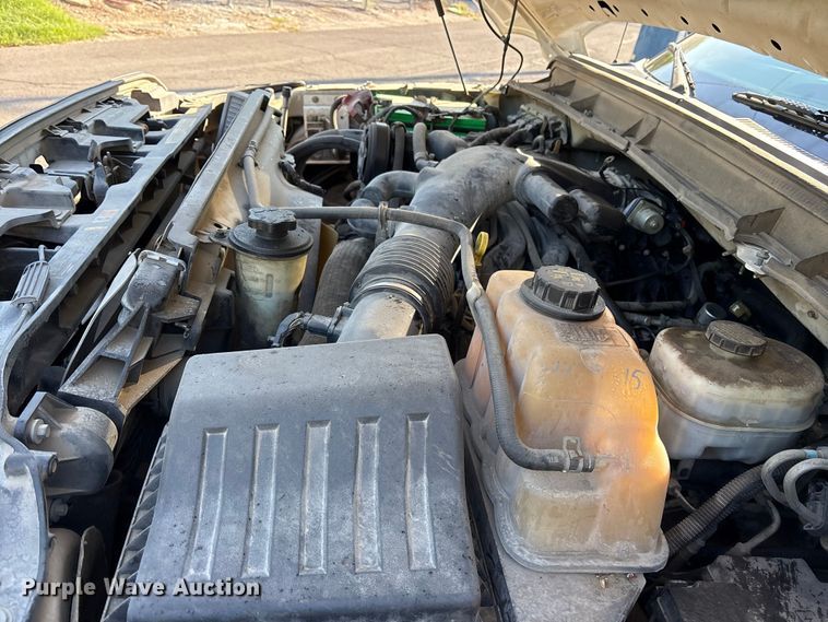 image for item ET7070 2012 Ford F450 Super Duty bucket truck