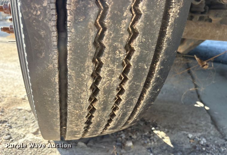 image for item ET7070 2012 Ford F450 Super Duty bucket truck