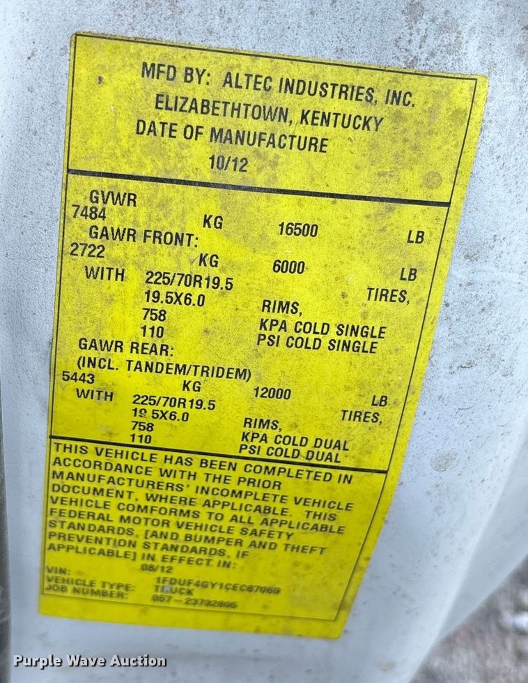 image for item ET7070 2012 Ford F450 Super Duty bucket truck