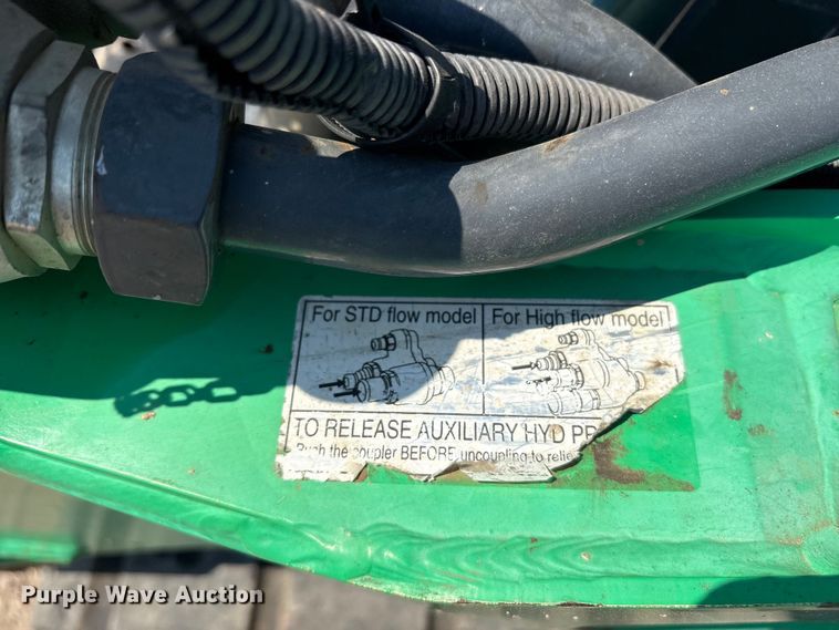 image for item ET7077 2019 Kubota SVL95-2s tracked skid steer loader