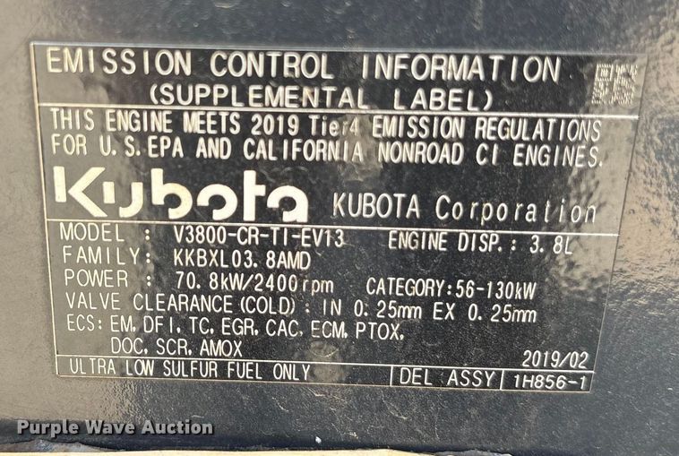 image for item ET7077 2019 Kubota SVL95-2s tracked skid steer loader