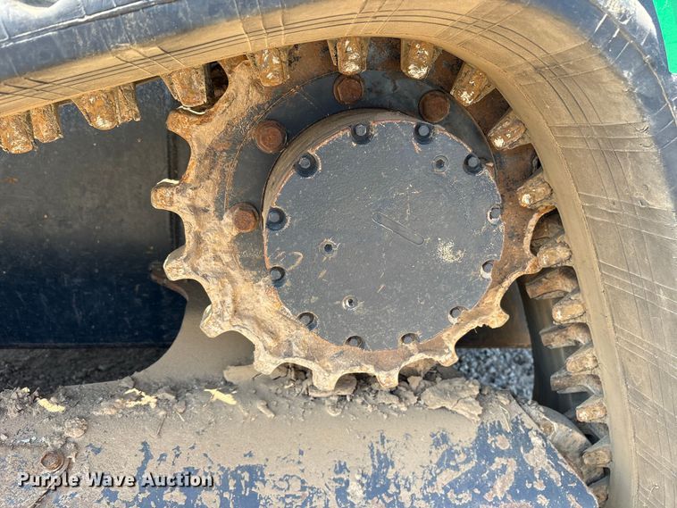 image for item ET7077 2019 Kubota SVL95-2s tracked skid steer loader