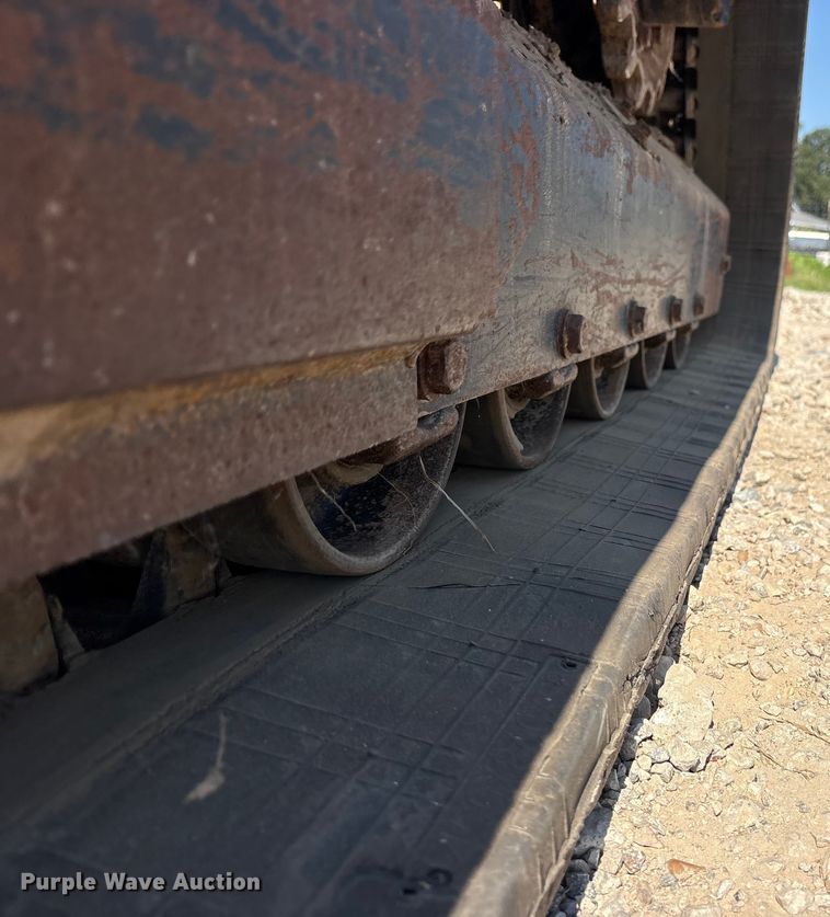 image for item ET7077 2019 Kubota SVL95-2s tracked skid steer loader