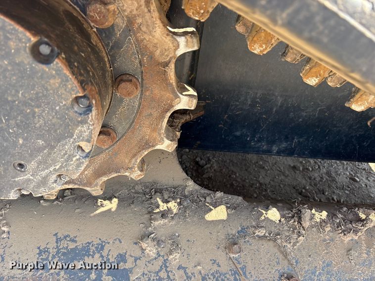 image for item ET7077 2019 Kubota SVL95-2s tracked skid steer loader