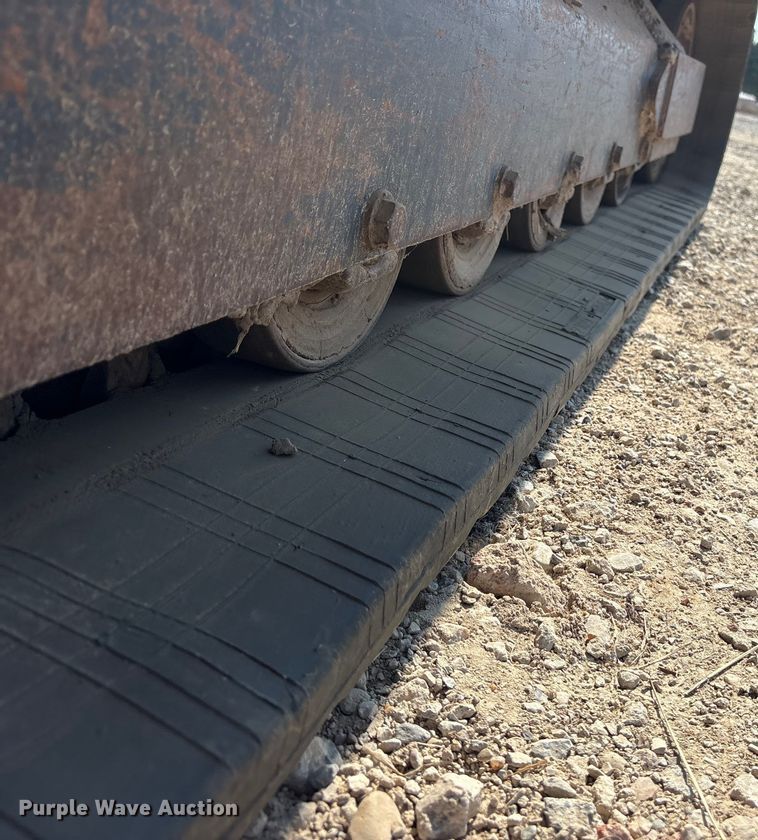 image for item ET7077 2019 Kubota SVL95-2s tracked skid steer loader