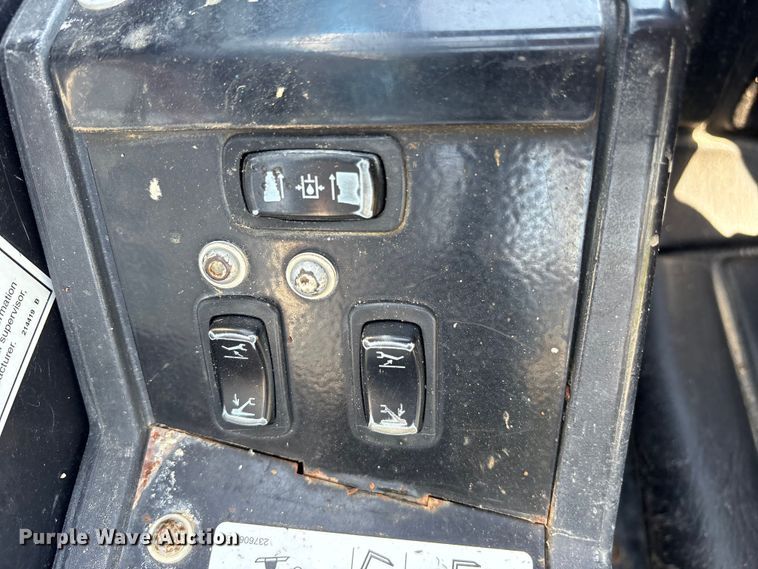 image for item ET7078 2017 Genie GTH-1056 telehandler