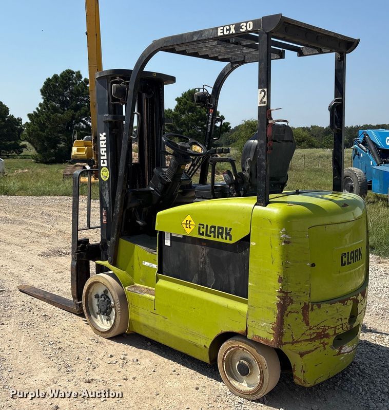 image for item ET7079 Clark ECX360 forklift