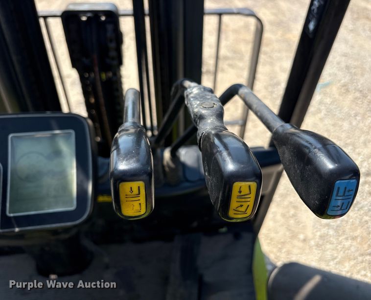 image for item ET7079 Clark ECX360 forklift