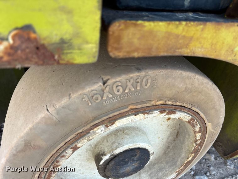 image for item ET7079 Clark ECX360 forklift