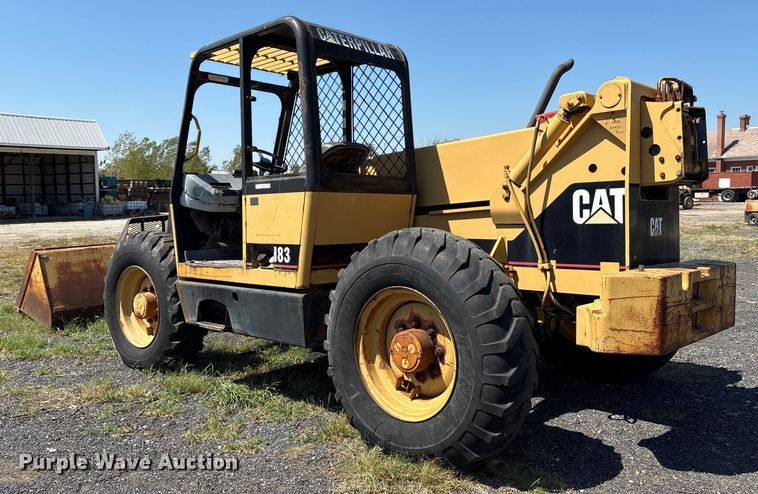 image for item ET8538 1998 Caterpillar TH83 telehandler