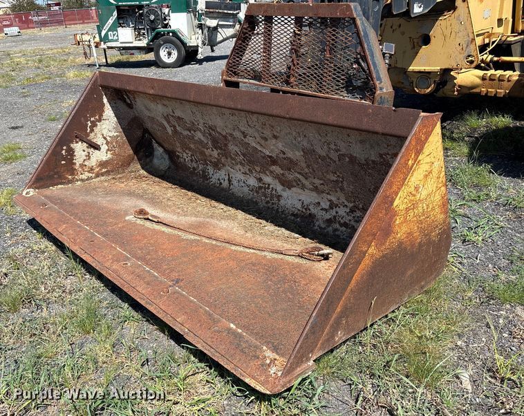 image for item ET8538 1998 Caterpillar TH83 telehandler