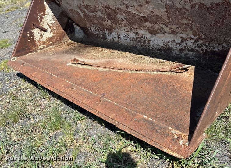 image for item ET8538 1998 Caterpillar TH83 telehandler