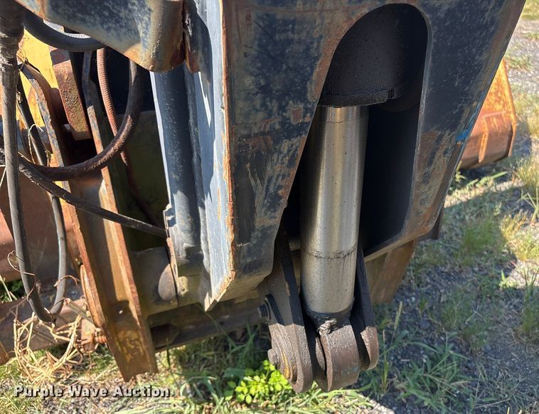 image for item ET8538 1998 Caterpillar TH83 telehandler