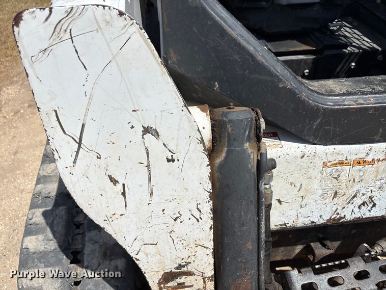image for item EU0081 2019 Bobcat T650 tracked skid steer loader