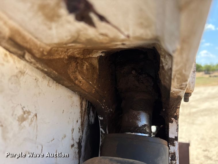 image for item EU0081 2019 Bobcat T650 tracked skid steer loader