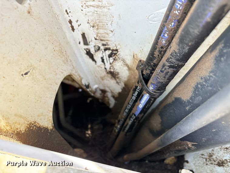 image for item EU0081 2019 Bobcat T650 tracked skid steer loader