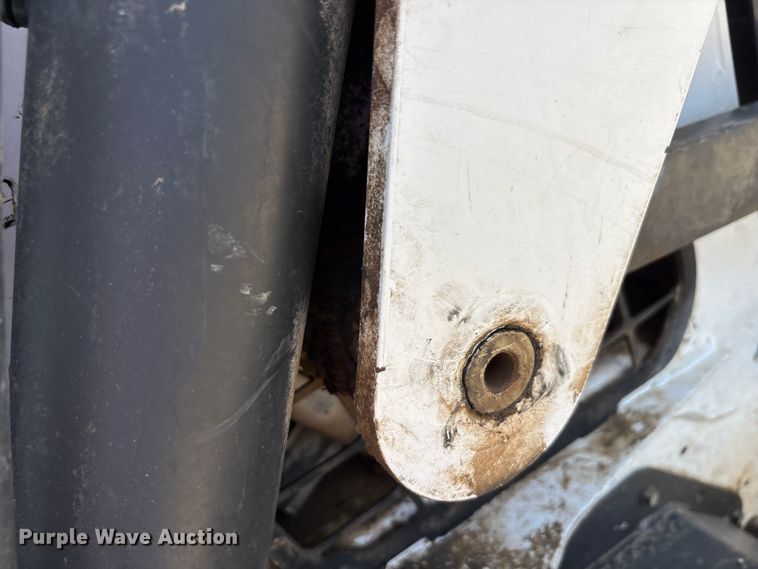 image for item EU0081 2019 Bobcat T650 tracked skid steer loader